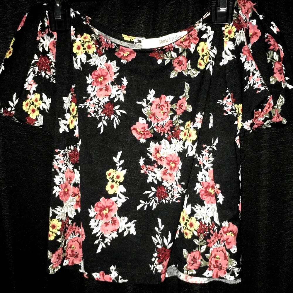 Floral off the shoulders croptop